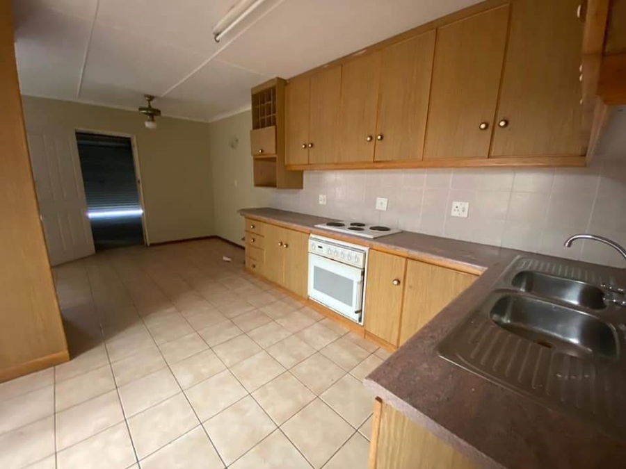 4 Bedroom Property for Sale in Quigney Eastern Cape